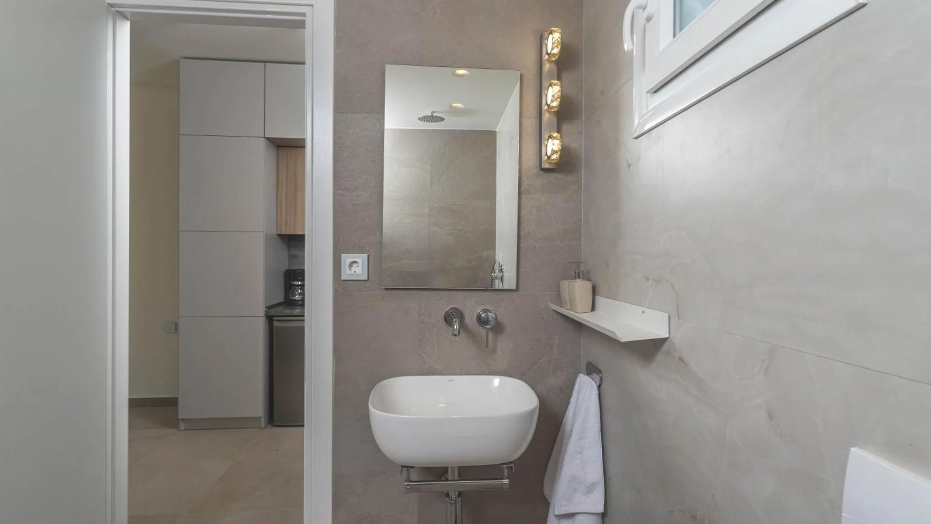 Mellagia Suites Kassandreia 0*, Kassandria